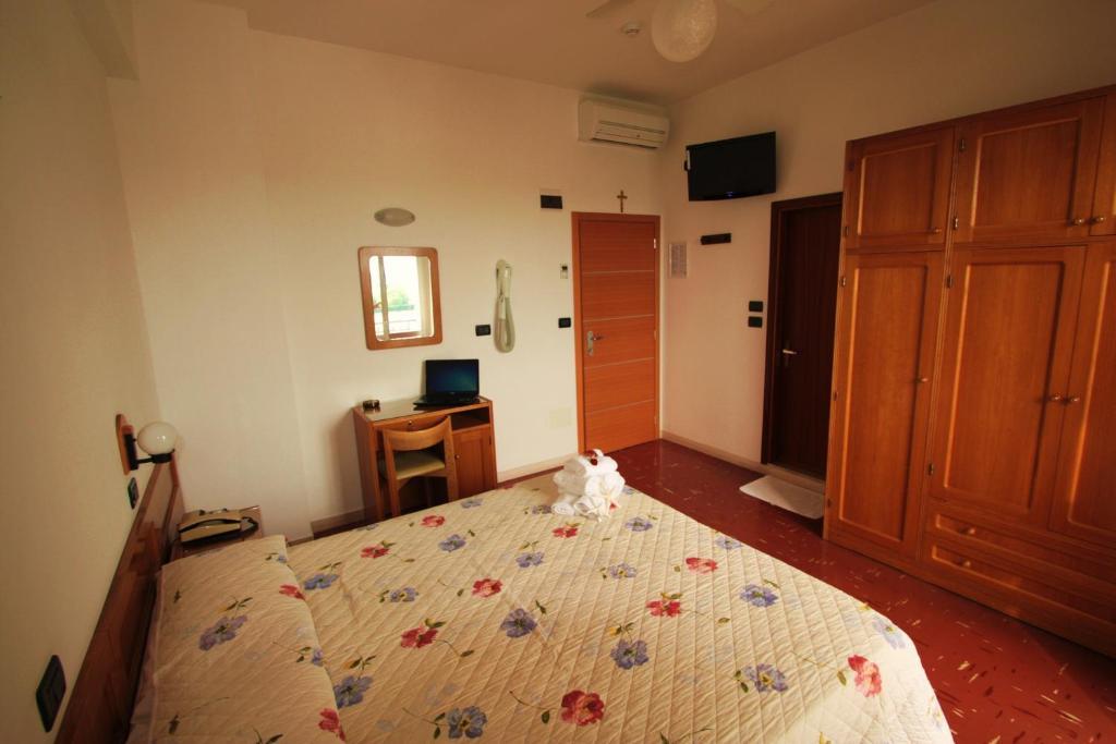 Hotel Du Lac Rimini Zimmer foto